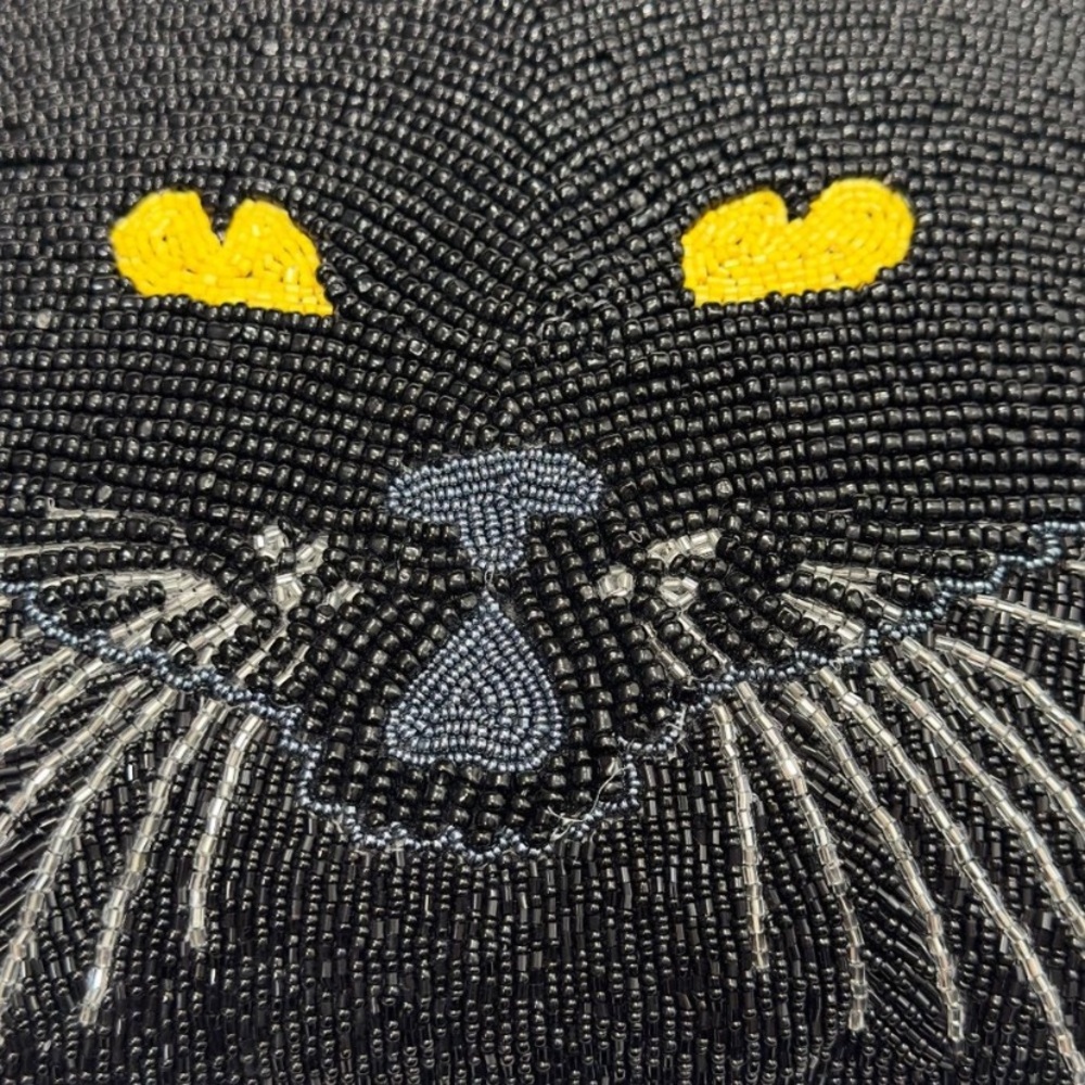New BLACK CAT Beaded Decoration Pillow! Like new! Very rare find! - Picture 4 of 6